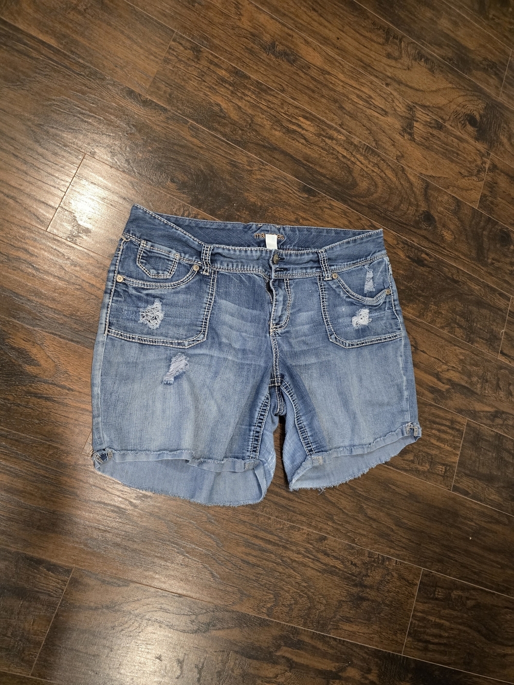 Maurices | Distressed Shorts 20